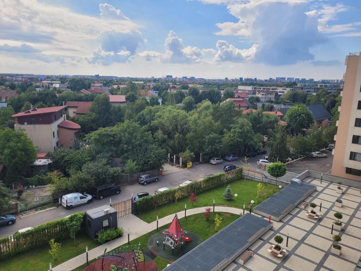 Apartment In Bucharest, Baneasa Green Area Exterior photo