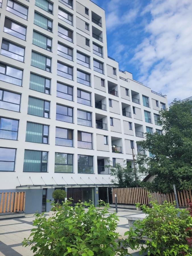 Apartment In Bucharest, Baneasa Green Area Exterior photo